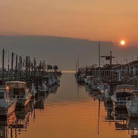 A * Audenge